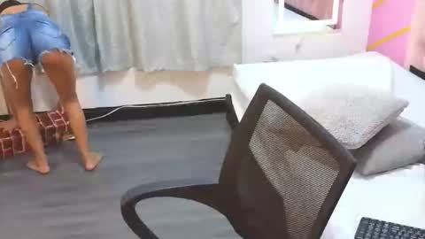 peneelopeecute online show from 01/15/26, 08:56