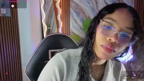 Snapshot of penelope_tay chatting on 06/11/26, 03:26 penelope online show from 06/11/26, 03:26