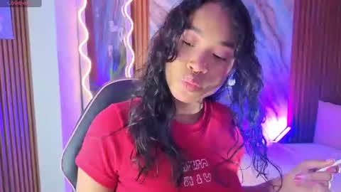 Snapshot of penelope_tay chatting on 07/08/26, 02:38 penelope online show from 07/08/26, 02:38