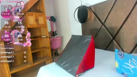 Snapshot of penelopeguzman__ chatting on 06/11/26, 08:07 Sweet Penelope online show from 06/11/26, 08:07