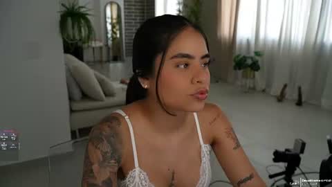 Snapshot of penelopesexx_ chatting on 07/30/26, 04:17 penelopesexx_ online show from 07/30/26, 04:17