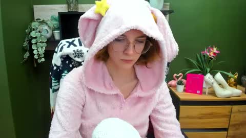 Penny online show from 10/30/25, 07:21