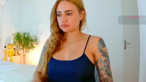 Hi Im Penelope  better vibrations  1111 online show from 07/12/26, 11:45