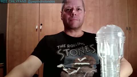 Pepino Holandes online show from 11/14/25, 11:35