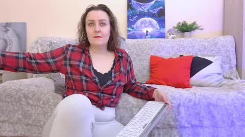 Olga and Kirill online show from 11/11/25, 08:03