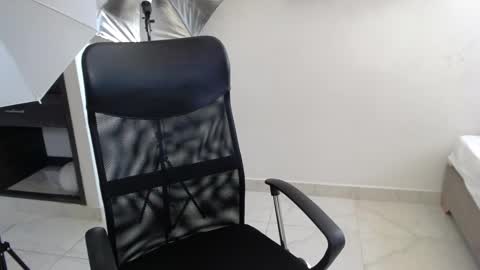 percibal_junior1 online show from 01/24/25, 04:06