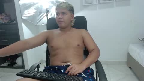 percibal_junior1 online show from 01/30/25, 02:38