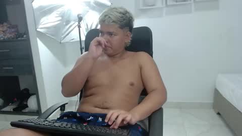 percibal_junior1 online show from 01/30/25, 05:41