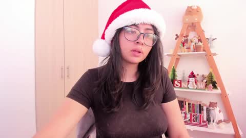 Sarah Ana Banana online show from 12/16/24, 03:22