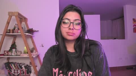 Sarah Ana Banana online show from 01/19/25, 06:20