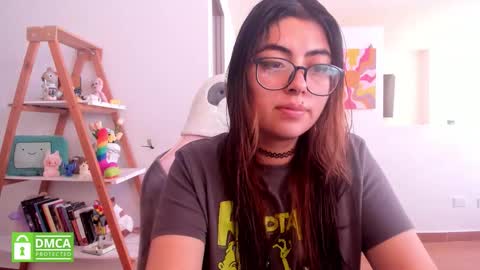 Sarah Ana Banana online show from 03/11/26, 04:35