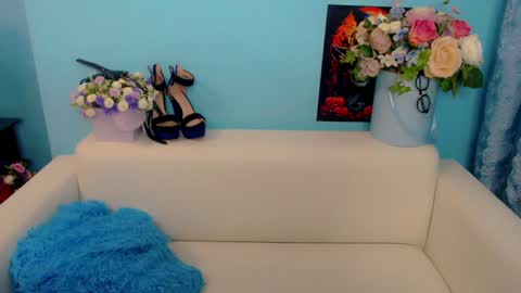 Julia online show from 12/11/24, 03:35