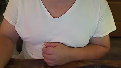 perfecto1957 online show from 12/13/24, 04:27