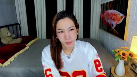 Chloe online show from 10/26/25, 04:40