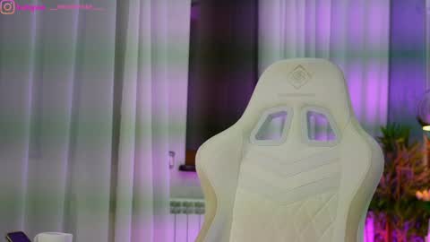 Dee online show from 03/05/26, 03:41