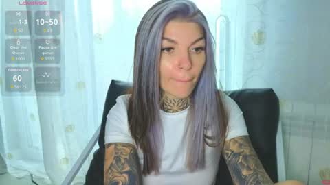 Snapshot of perfecttbaby77n chatting on 07/25/26, 09:51 Anna online show from 07/25/26, 09:51