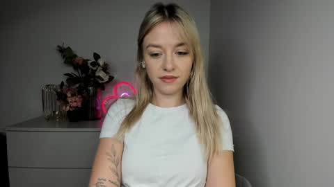 Snapshot of perfectxcindy chatting on 01/07/25, 06:16 Cindy online show from 01/07/25, 06:16