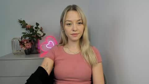 Snapshot of perfectxcindy chatting on 01/10/25, 09:23 Cindy online show from 01/10/25, 09:23
