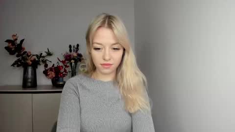 Snapshot of perfectxcindy chatting on 02/24/25, 06:27 Cindy online show from 02/24/25, 06:27