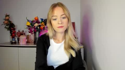 Snapshot of perfectxcindy chatting on 10/23/25, 05:40 Cindy online show from 10/23/25, 05:40