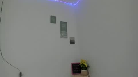 Perla mistc online show from 01/10/26, 06:42