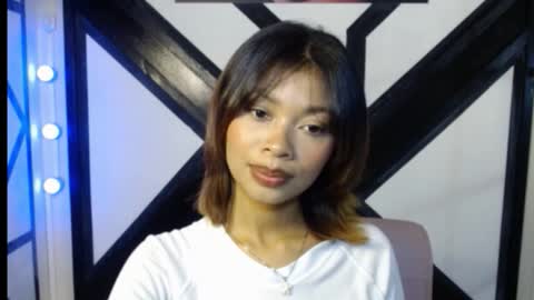 Perla online show from 03/19/26, 03:05