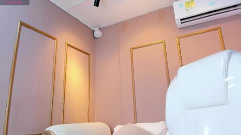 Snapshot of perlapreciosa chatting on 10/26/25, 04:07 PerlaPreciosa online show from 10/26/25, 04:07