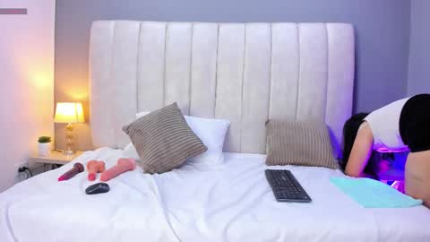 Snapshot of perlapreciosa chatting on 02/13/26, 04:30 PerlaPreciosa online show from 02/13/26, 04:30