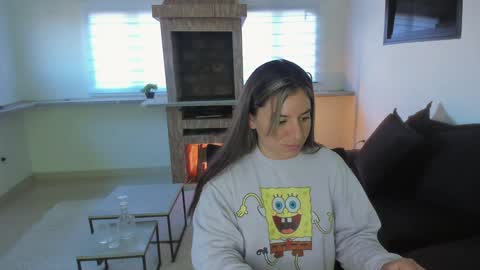 Snapshot of persefone_saira chatting on 01/08/25, 12:26 Marie online show from 01/08/25, 12:26