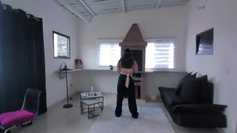 Snapshot of persefone_saira chatting on 02/27/25, 02:32 Marie online show from 02/27/25, 02:32