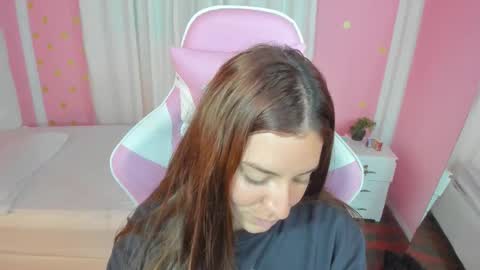 Marie online show from 11/08/25, 09:42