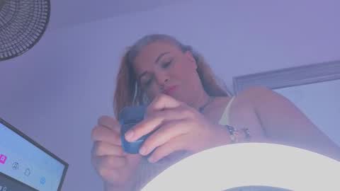 persefone_sky online show from 02/15/26, 03:36