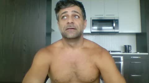 Snapshot of persianprince546 chatting on 06/04/26, 03:29 persianprince546 online show from 06/04/26, 03:29