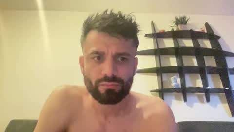 Snapshot of persianprince_13 chatting on 04/29/26, 04:38 persianprince_13 online show from 04/29/26, 04:38