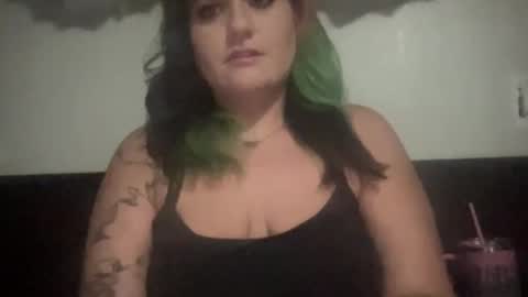 persianslut666 online show from 10/28/25, 03:21