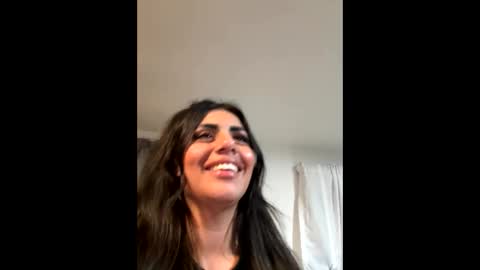 Peruviansquirtss online show from 03/28/26, 08:25