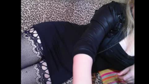 Snapshot of pervdomx chatting on 01/07/25, 11:24 Lady K online show from 01/07/25, 11:24