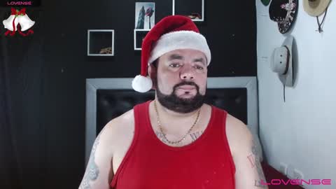 Snapshot of perverseveteranmanxxx chatting on 12/24/24, 04:55 Carlos online show from 12/24/24, 04:55