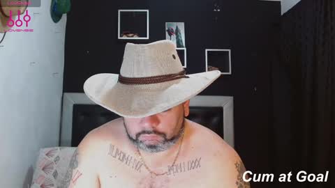 Snapshot of perverseveteranmanxxx chatting on 01/18/25, 12:26 Carlos online show from 01/18/25, 12:26