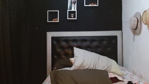 Snapshot of perverseveteranmanxxx chatting on 01/25/25, 03:51 Carlos online show from 01/25/25, 03:51