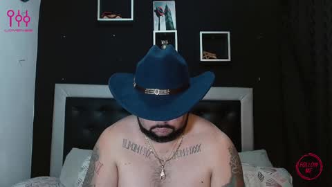 Snapshot of perverseveteranmanxxx chatting on 03/04/25, 12:44 Carlos online show from 03/04/25, 12:44