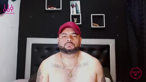 Snapshot of perverseveteranmanxxx chatting on 03/11/25, 11:26 Carlos online show from 03/11/25, 11:26