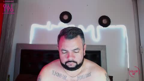 Snapshot of perverseveteranmanxxx chatting on 10/06/25, 01:08 Carlos online show from 10/06/25, 01:08