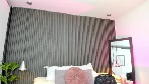 Lizza online show from 11/04/25, 11:20