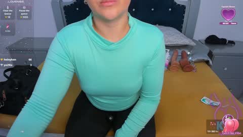 Kimberly online show from 12/23/24, 10:42