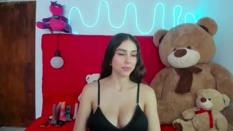 amara online show from 02/08/26, 09:40