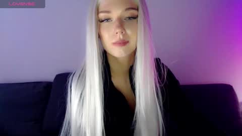 Isabella online show from 01/30/25, 01:21