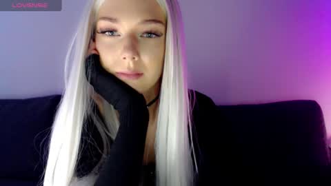 Isabella online show from 02/14/25, 08:52