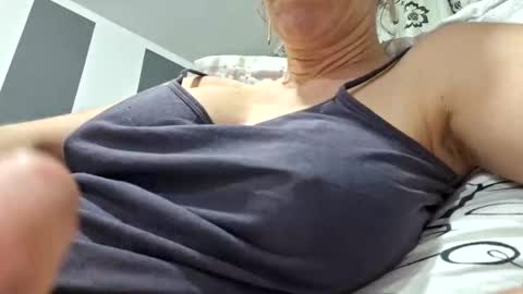 Lisa -  online show from 01/06/25, 06:41