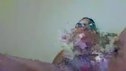 Snapshot of petardoxxxx chatting on 02/10/25, 01:24 Isaa online show from 02/10/25, 01:24